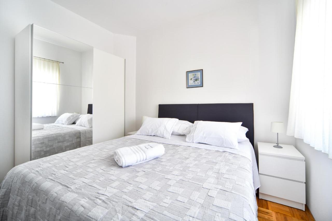 Apartments Martom Seline Exterior photo