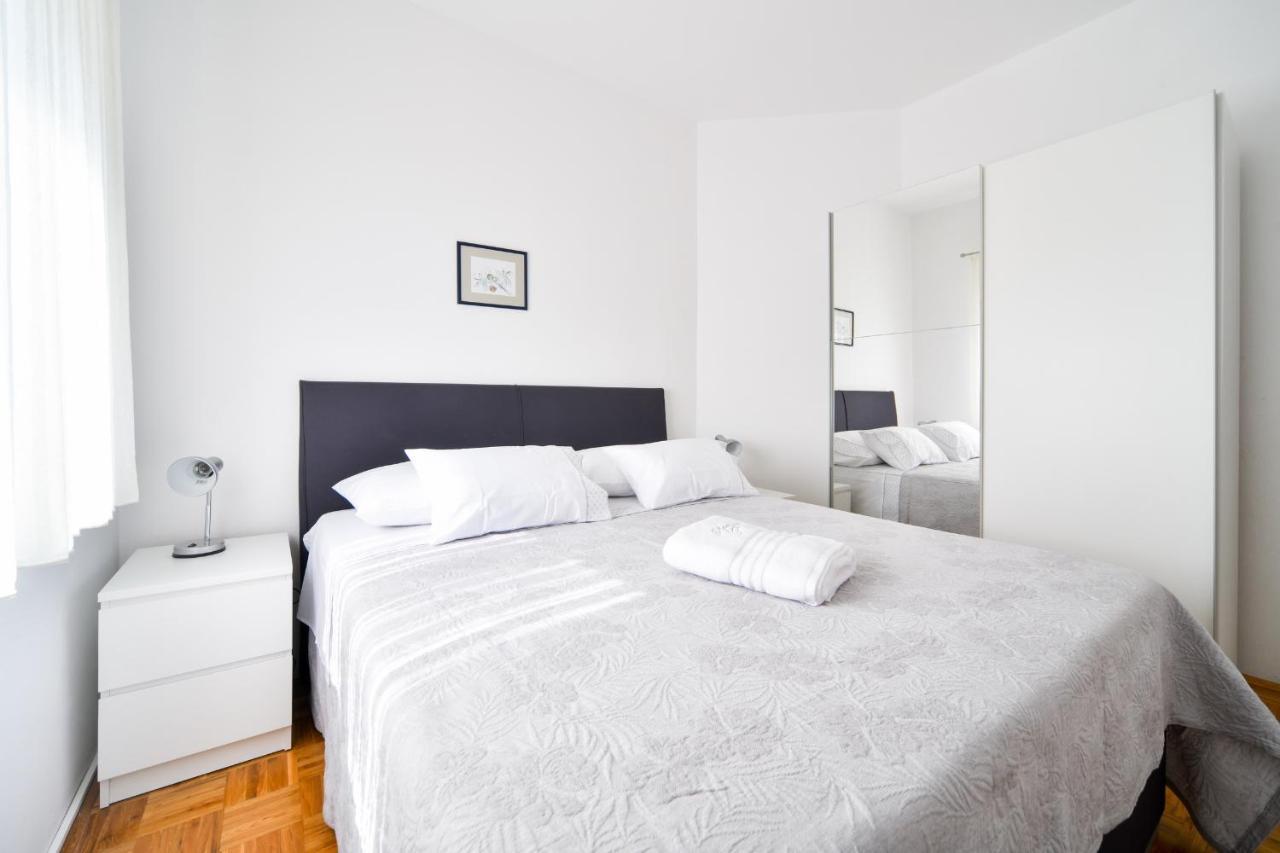 Apartments Martom Seline Exterior photo