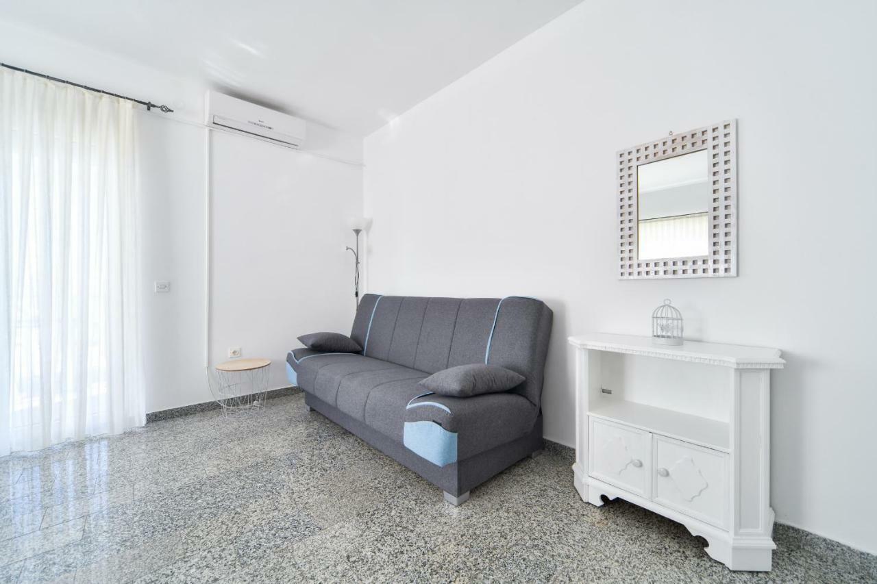 Apartments Martom Seline Exterior photo